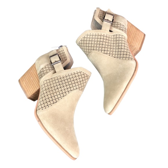 Vince Camuto Naryka Suede Ankle Boot 9.5 - Picture 3 of 9